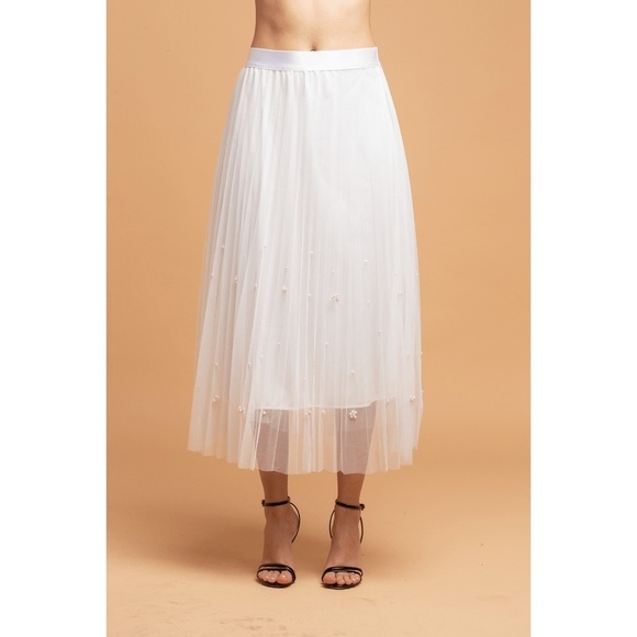 Eva Franco Anthropologie whit pleated mesh skirt with  Pearl studs and tulle nwt - Picture 4 of 11